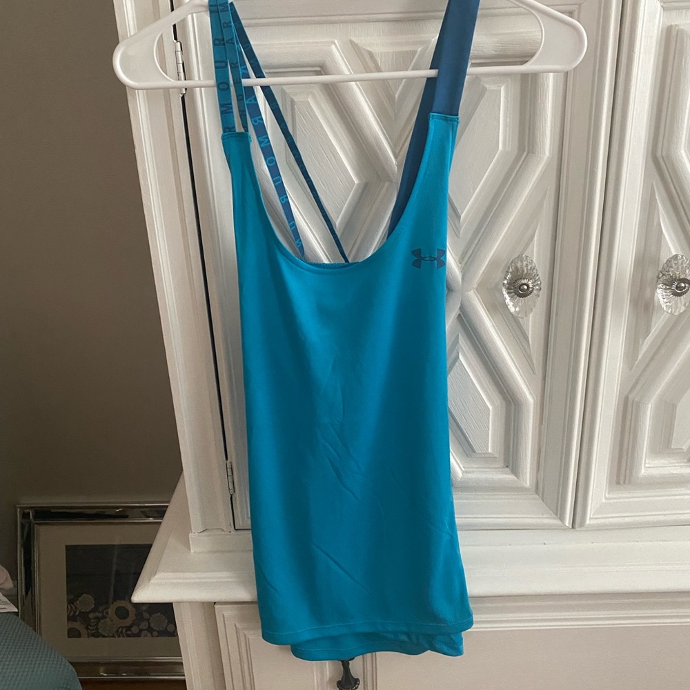 Womens Under Armour tank top size small new with tags never worn.